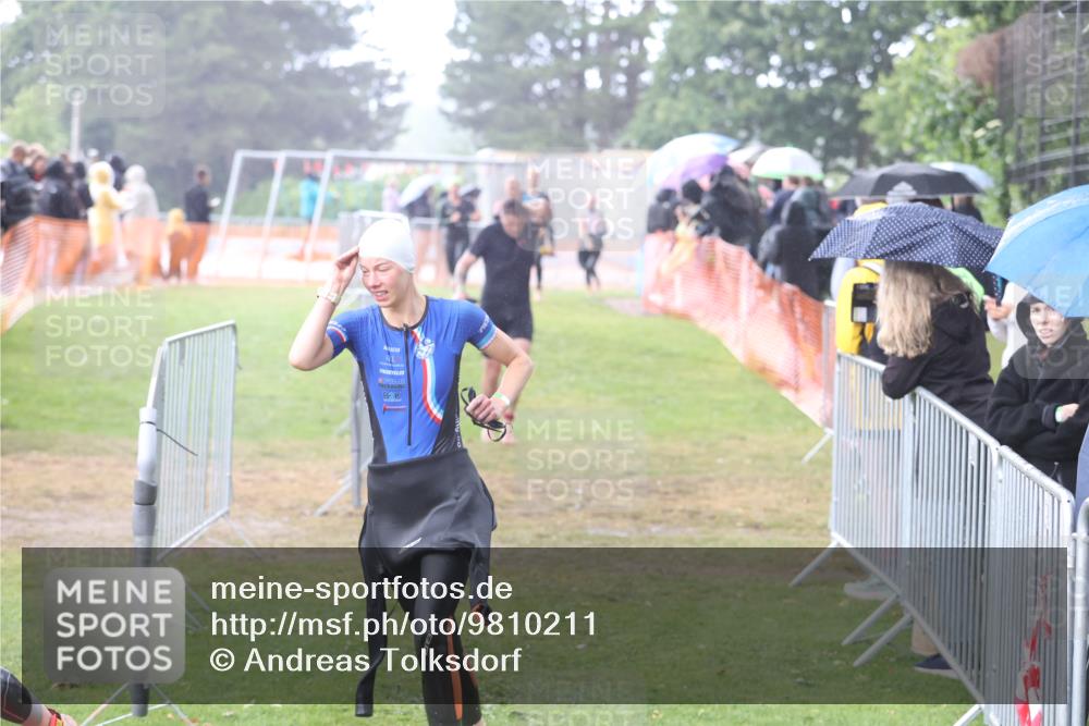 14.06.2026 - 7 Türme Triathlon Andreas Tolksdorf http://msf.ph/oto/9810211 14.06.2026 13:35:59 Schwimmen  meine-sportfotos.de