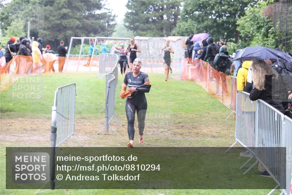 14.06.2026 - 7 Türme Triathlon Andreas Tolksdorf http://msf.ph/oto/9810294 14.06.2026 13:37:56 Schwimmen  meine-sportfotos.de