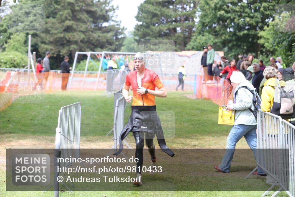 14.06.2026 - 7 Türme Triathlon Andreas Tolksdorf http://msf.ph/oto/9810433 14.06.2026 13:41:36 Schwimmen  meine-sportfotos.de