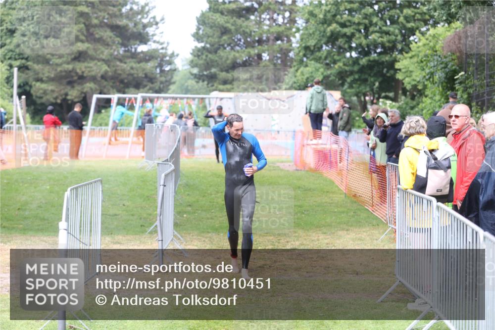 14.06.2026 - 7 Türme Triathlon Andreas Tolksdorf http://msf.ph/oto/9810451 14.06.2026 13:42:28 Schwimmen  meine-sportfotos.de
