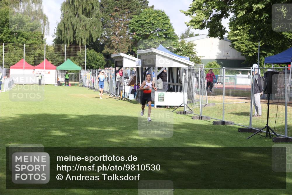 14.06.2026 - 7 Türme Triathlon Andreas Tolksdorf http://msf.ph/oto/9810530 14.06.2026 08:23:45 Schwimmen  meine-sportfotos.de