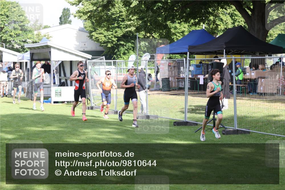 14.06.2026 - 7 Türme Triathlon Andreas Tolksdorf http://msf.ph/oto/9810644 14.06.2026 08:25:16 Schwimmen  meine-sportfotos.de