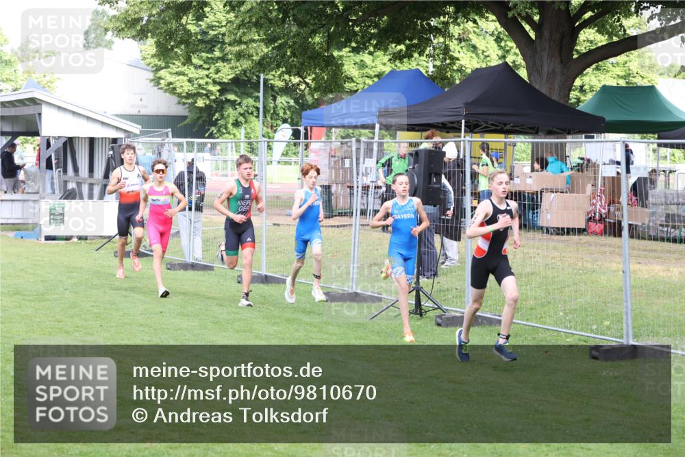 14.06.2026 - 7 Türme Triathlon Andreas Tolksdorf http://msf.ph/oto/9810670 14.06.2026 08:26:29 Schwimmen  meine-sportfotos.de