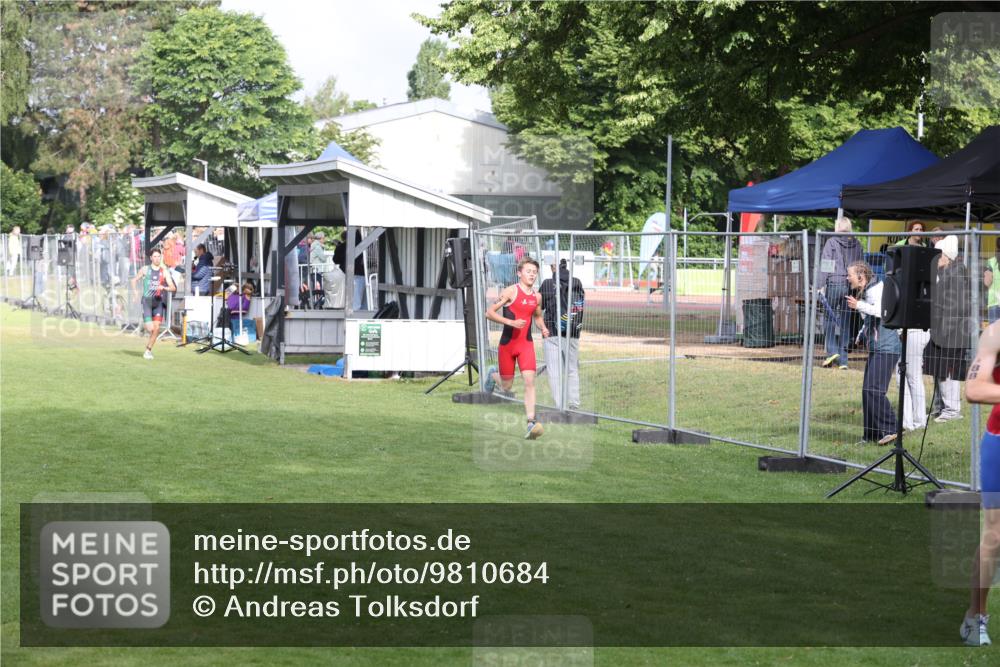 14.06.2026 - 7 Türme Triathlon Andreas Tolksdorf http://msf.ph/oto/9810684 14.06.2026 08:26:37 Schwimmen  meine-sportfotos.de