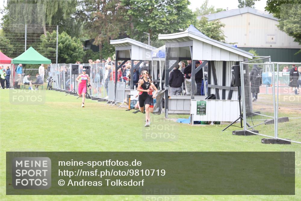 14.06.2026 - 7 Türme Triathlon Andreas Tolksdorf http://msf.ph/oto/9810719 14.06.2026 08:44:10 Schwimmen  meine-sportfotos.de
