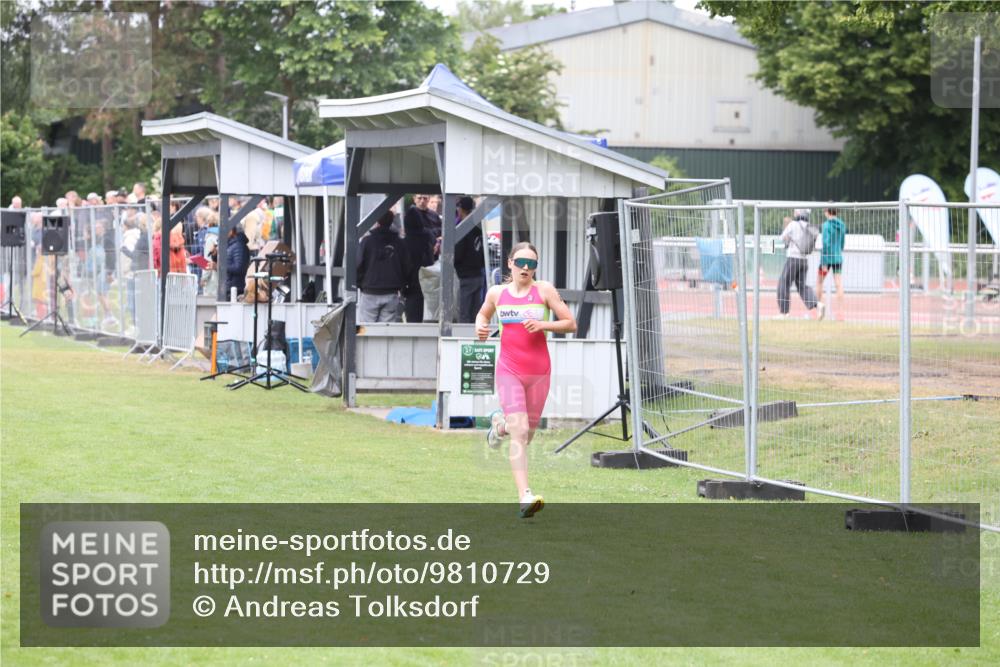 14.06.2026 - 7 Türme Triathlon Andreas Tolksdorf http://msf.ph/oto/9810729 14.06.2026 08:44:15 Schwimmen  meine-sportfotos.de