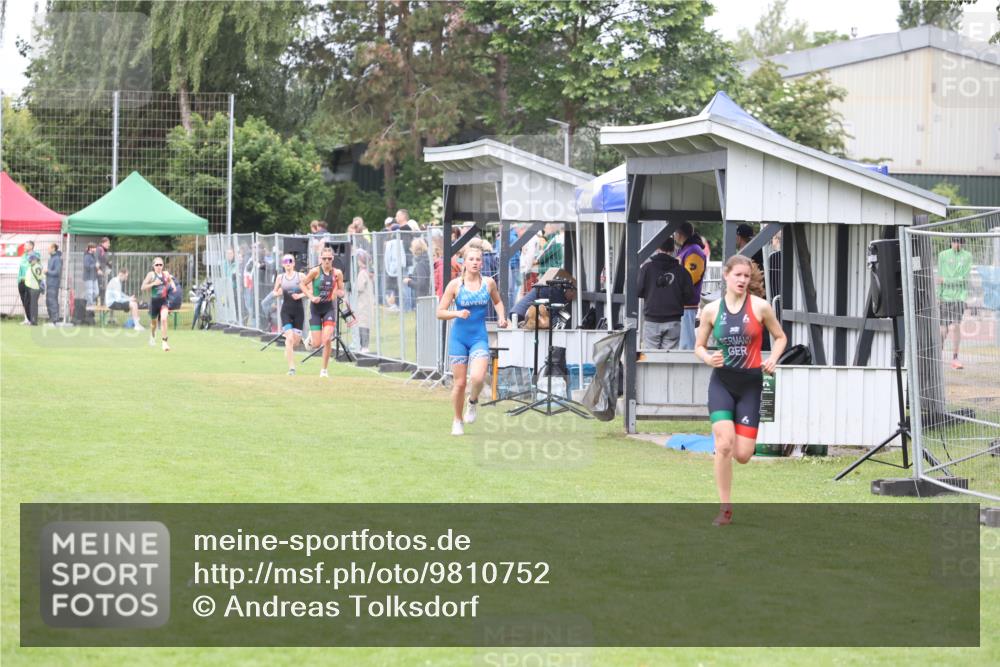 14.06.2026 - 7 Türme Triathlon Andreas Tolksdorf http://msf.ph/oto/9810752 14.06.2026 08:44:46 Schwimmen  meine-sportfotos.de