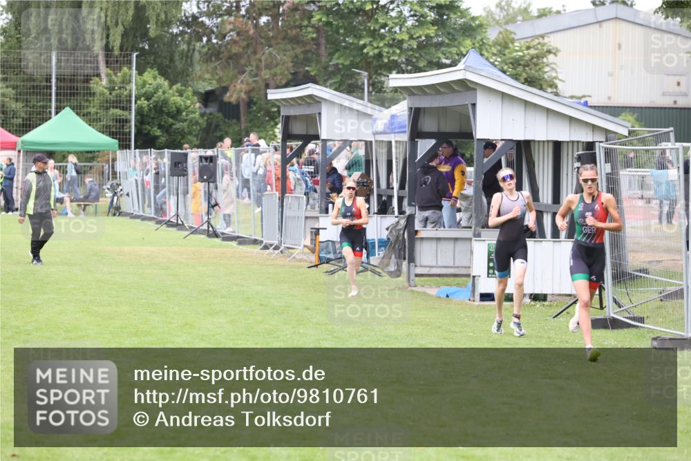 14.06.2026 - 7 Türme Triathlon Andreas Tolksdorf http://msf.ph/oto/9810761 14.06.2026 08:44:55 Schwimmen  meine-sportfotos.de