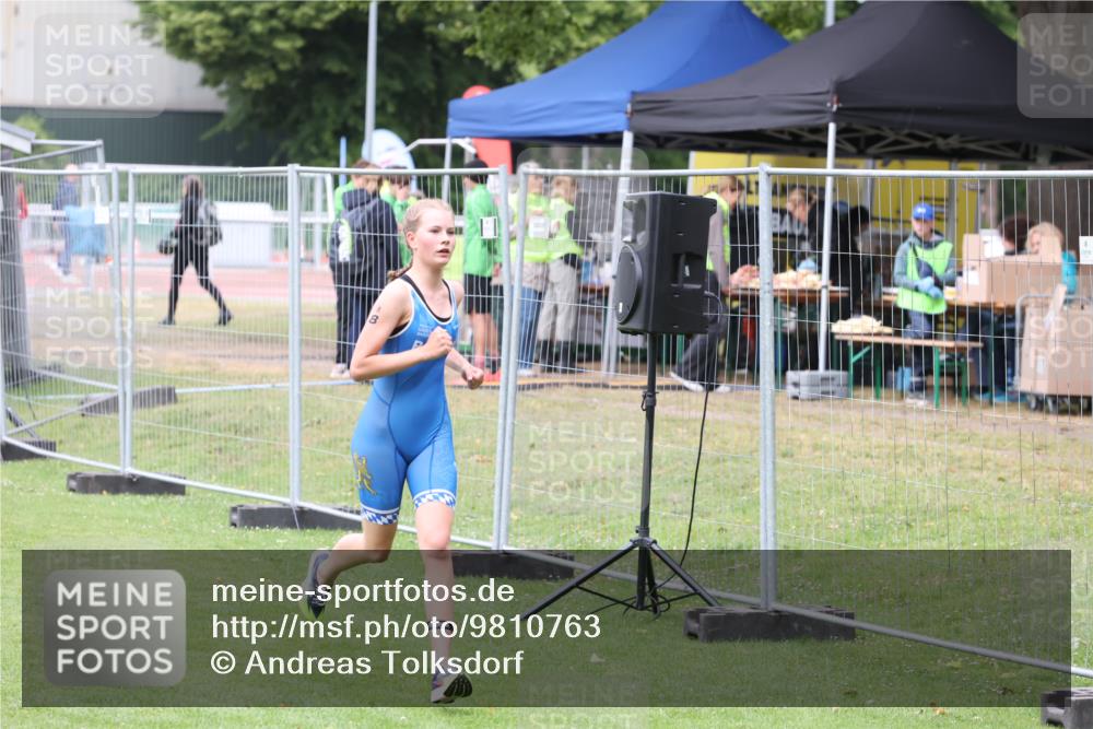 14.06.2026 - 7 Türme Triathlon Andreas Tolksdorf http://msf.ph/oto/9810763 14.06.2026 08:45:11 Schwimmen  meine-sportfotos.de
