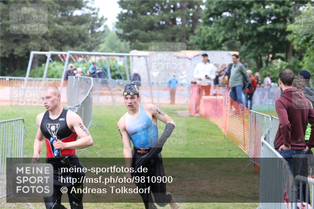 14.06.2026 - 7 Türme Triathlon Andreas Tolksdorf http://msf.ph/oto/9810900 14.06.2026 08:50:01 Schwimmen  meine-sportfotos.de