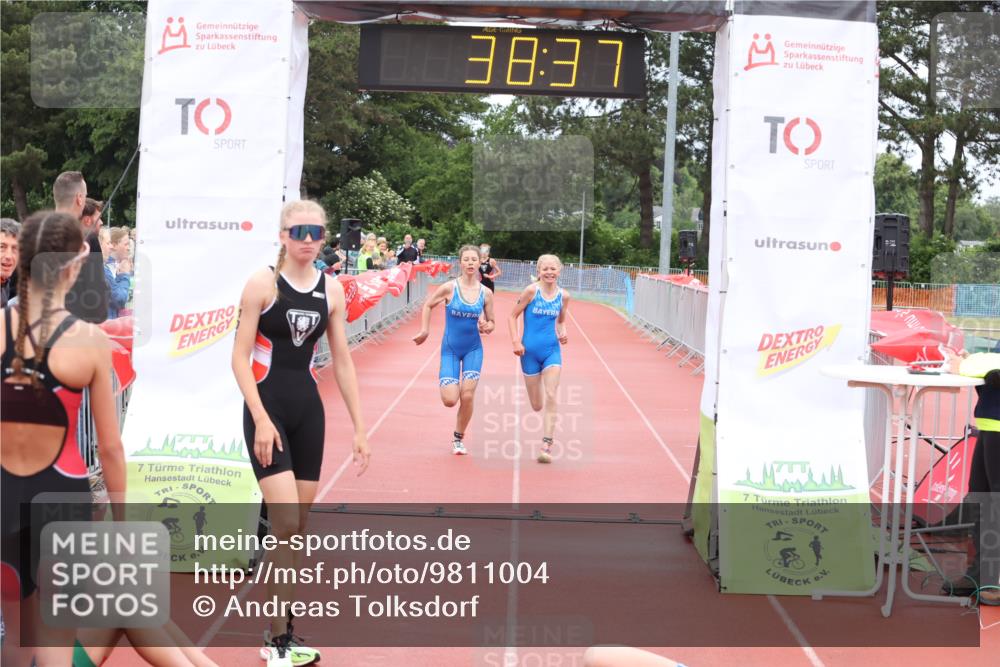 14.06.2026 - 7 Türme Triathlon Andreas Tolksdorf http://msf.ph/oto/9811004 14.06.2026 08:56:28 Schwimmen  meine-sportfotos.de