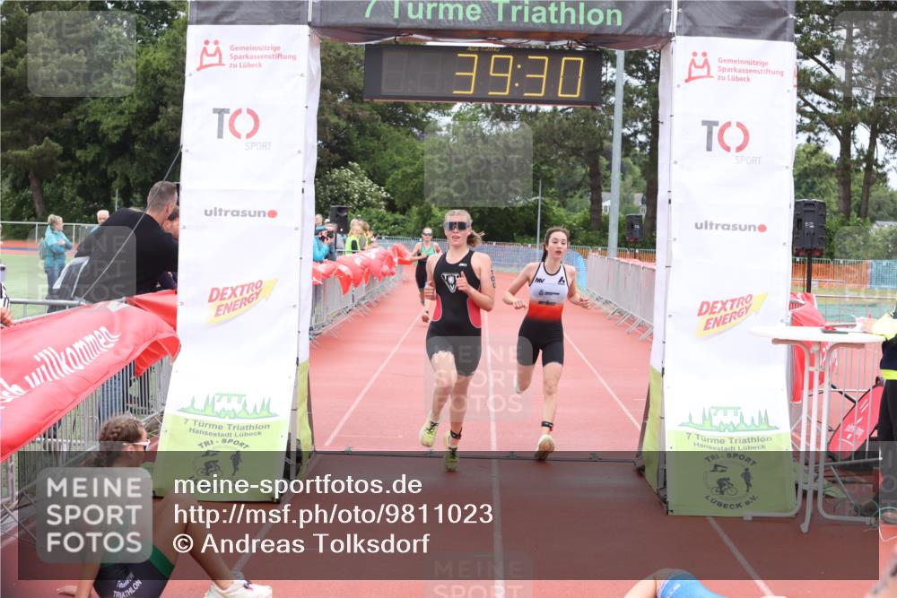 14.06.2026 - 7 Türme Triathlon Andreas Tolksdorf http://msf.ph/oto/9811023 14.06.2026 08:57:20 Schwimmen  meine-sportfotos.de