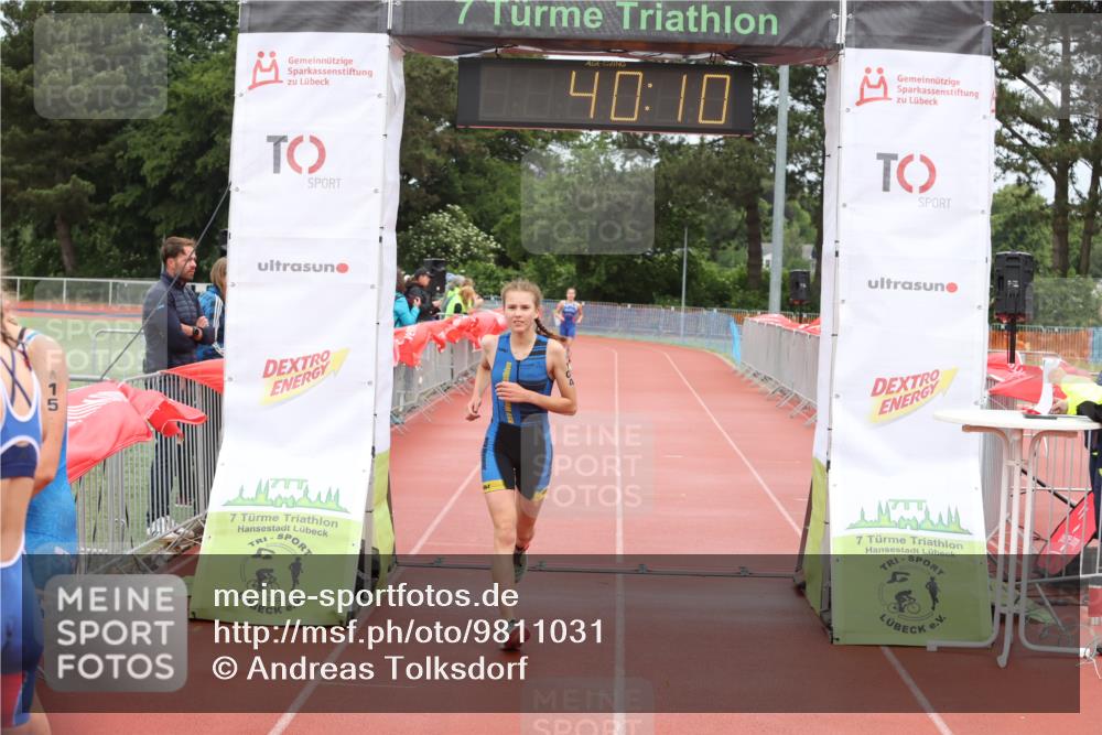 14.06.2026 - 7 Türme Triathlon Andreas Tolksdorf http://msf.ph/oto/9811031 14.06.2026 08:58:01 Schwimmen  meine-sportfotos.de