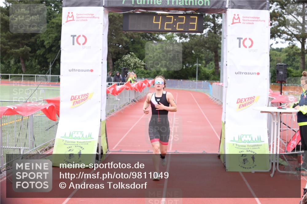 14.06.2026 - 7 Türme Triathlon Andreas Tolksdorf http://msf.ph/oto/9811049 14.06.2026 09:00:14 Schwimmen  meine-sportfotos.de