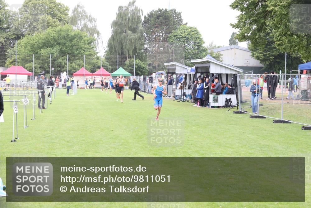 14.06.2026 - 7 Türme Triathlon Andreas Tolksdorf http://msf.ph/oto/9811051 14.06.2026 09:16:03 Schwimmen  meine-sportfotos.de