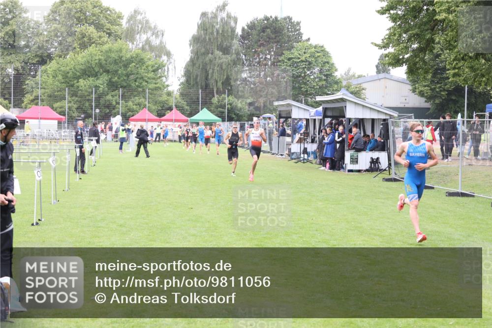 14.06.2026 - 7 Türme Triathlon Andreas Tolksdorf http://msf.ph/oto/9811056 14.06.2026 09:16:06 Schwimmen  meine-sportfotos.de
