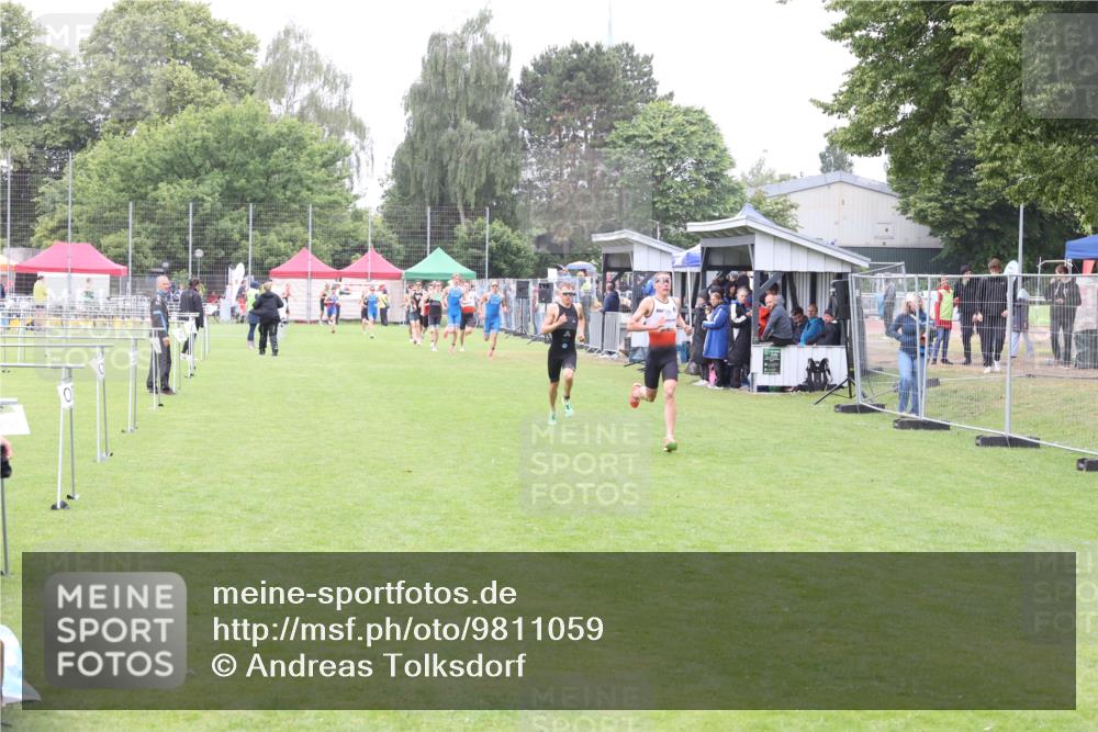 14.06.2026 - 7 Türme Triathlon Andreas Tolksdorf http://msf.ph/oto/9811059 14.06.2026 09:16:07 Schwimmen  meine-sportfotos.de