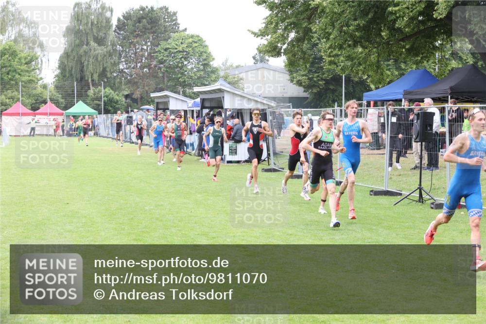 14.06.2026 - 7 Türme Triathlon Andreas Tolksdorf http://msf.ph/oto/9811070 14.06.2026 09:16:14 Schwimmen  meine-sportfotos.de