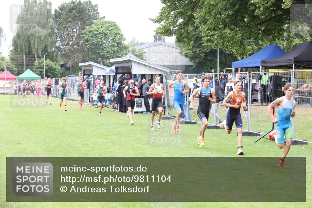 14.06.2026 - 7 Türme Triathlon Andreas Tolksdorf http://msf.ph/oto/9811104 14.06.2026 09:17:51 Schwimmen  meine-sportfotos.de