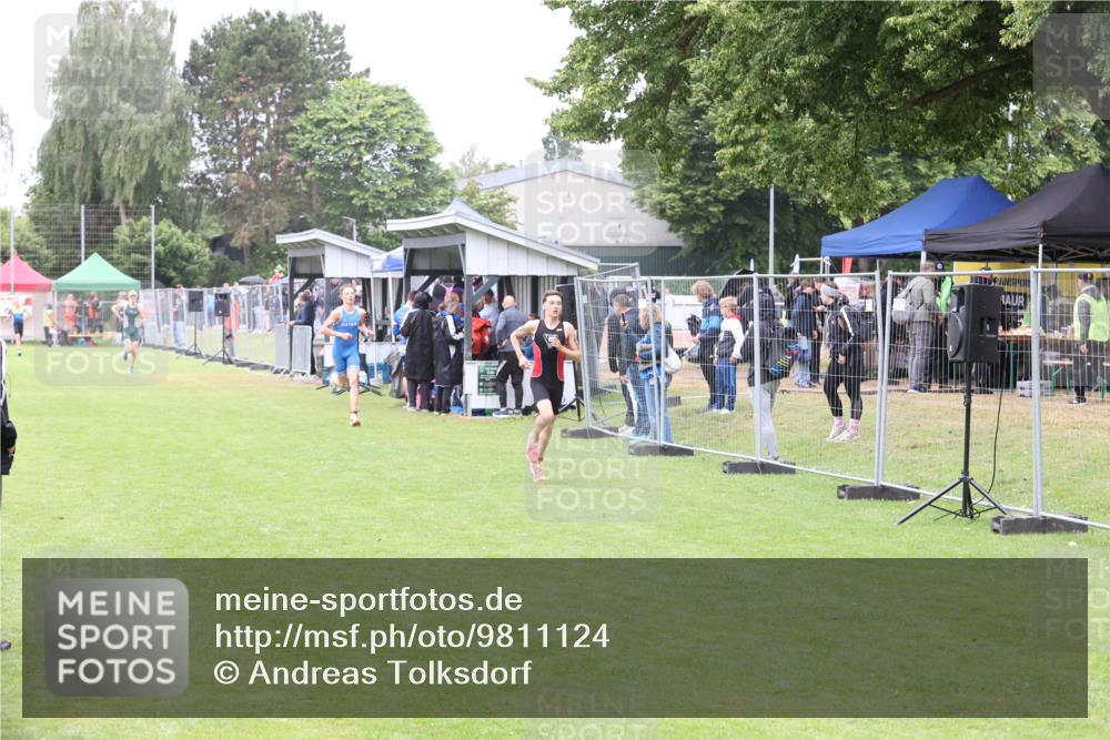 14.06.2026 - 7 Türme Triathlon Andreas Tolksdorf http://msf.ph/oto/9811124 14.06.2026 09:18:05 Schwimmen  meine-sportfotos.de