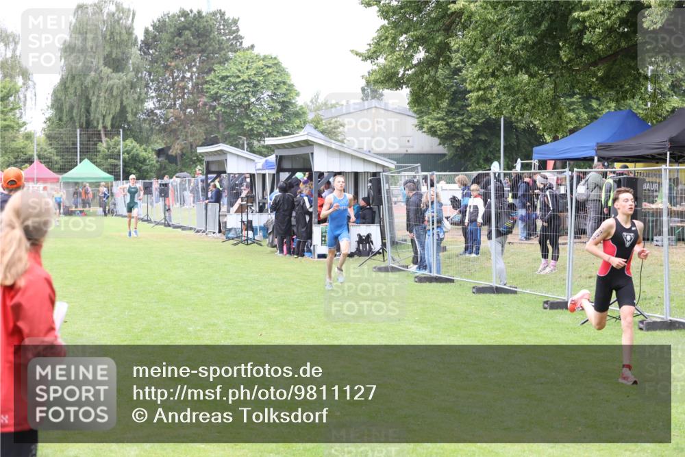 14.06.2026 - 7 Türme Triathlon Andreas Tolksdorf http://msf.ph/oto/9811127 14.06.2026 09:18:07 Schwimmen  meine-sportfotos.de
