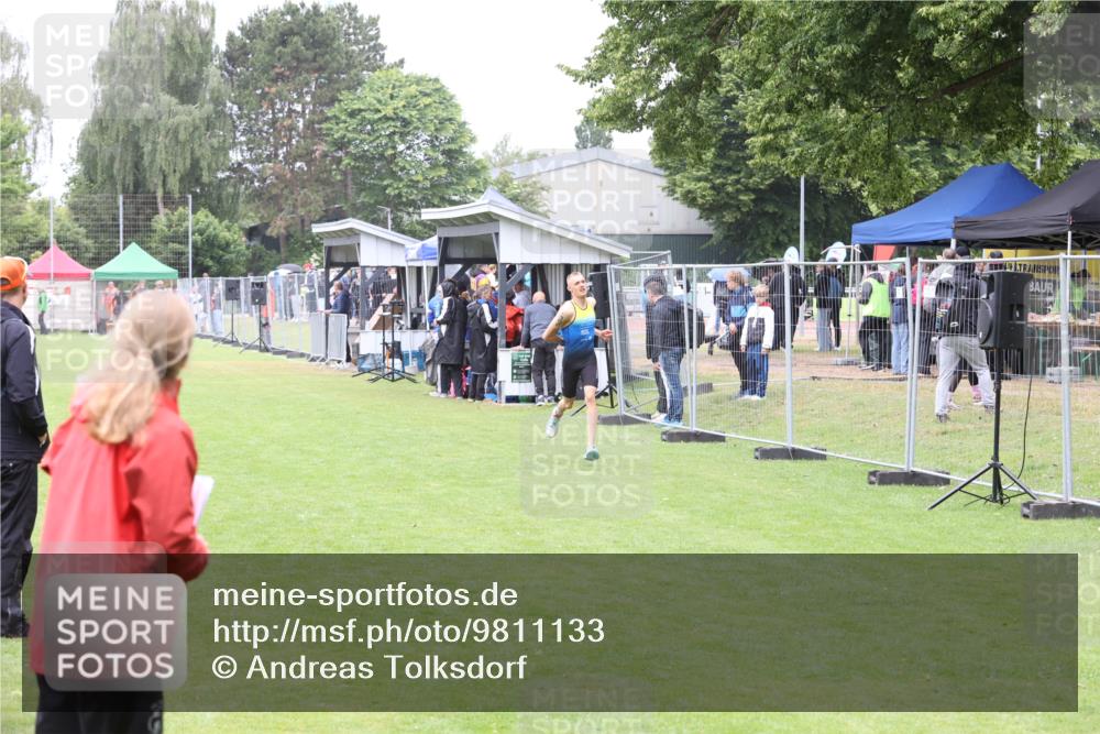 14.06.2026 - 7 Türme Triathlon Andreas Tolksdorf http://msf.ph/oto/9811133 14.06.2026 09:18:17 Schwimmen  meine-sportfotos.de