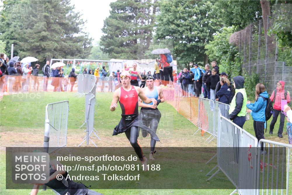 14.06.2026 - 7 Türme Triathlon Andreas Tolksdorf http://msf.ph/oto/9811188 14.06.2026 09:20:30 Schwimmen  meine-sportfotos.de