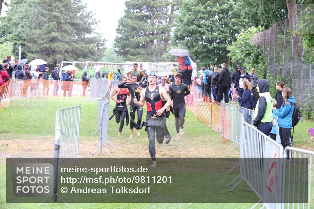 14.06.2026 - 7 Türme Triathlon Andreas Tolksdorf http://msf.ph/oto/9811201 14.06.2026 09:20:41 Schwimmen  meine-sportfotos.de