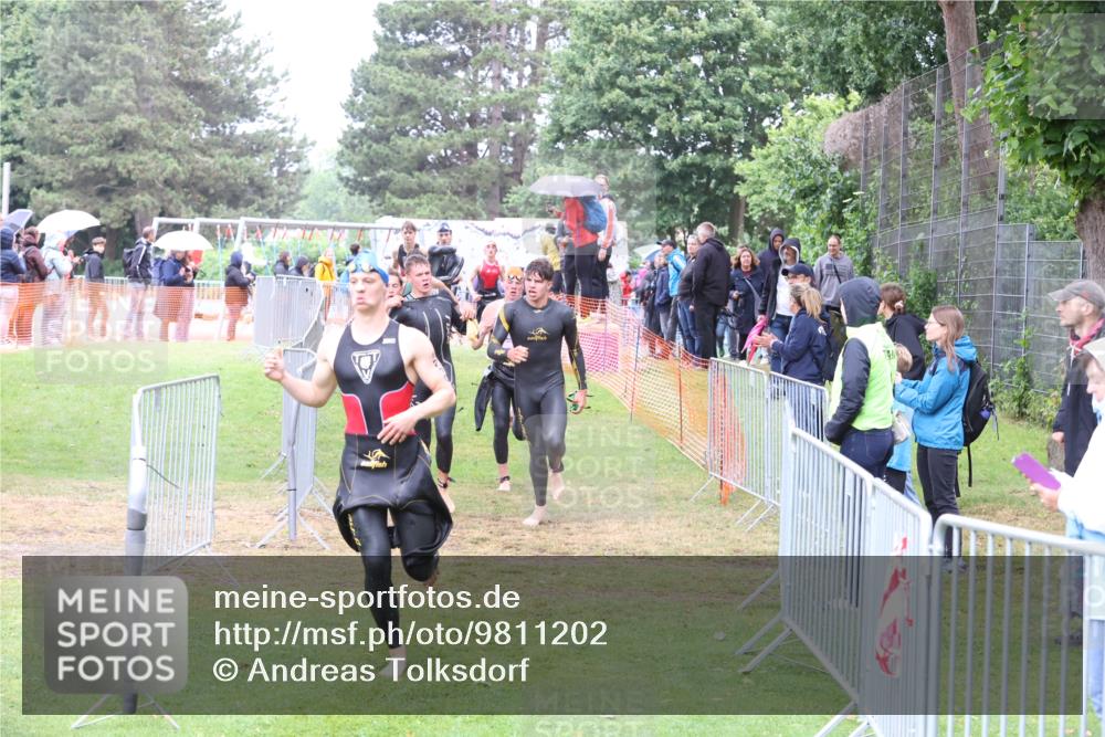 14.06.2026 - 7 Türme Triathlon Andreas Tolksdorf http://msf.ph/oto/9811202 14.06.2026 09:20:42 Schwimmen  meine-sportfotos.de