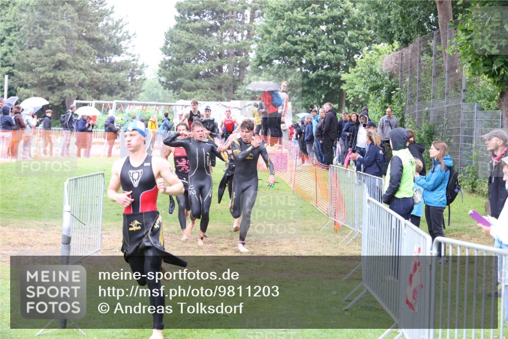 14.06.2026 - 7 Türme Triathlon Andreas Tolksdorf http://msf.ph/oto/9811203 14.06.2026 09:20:42 Schwimmen  meine-sportfotos.de