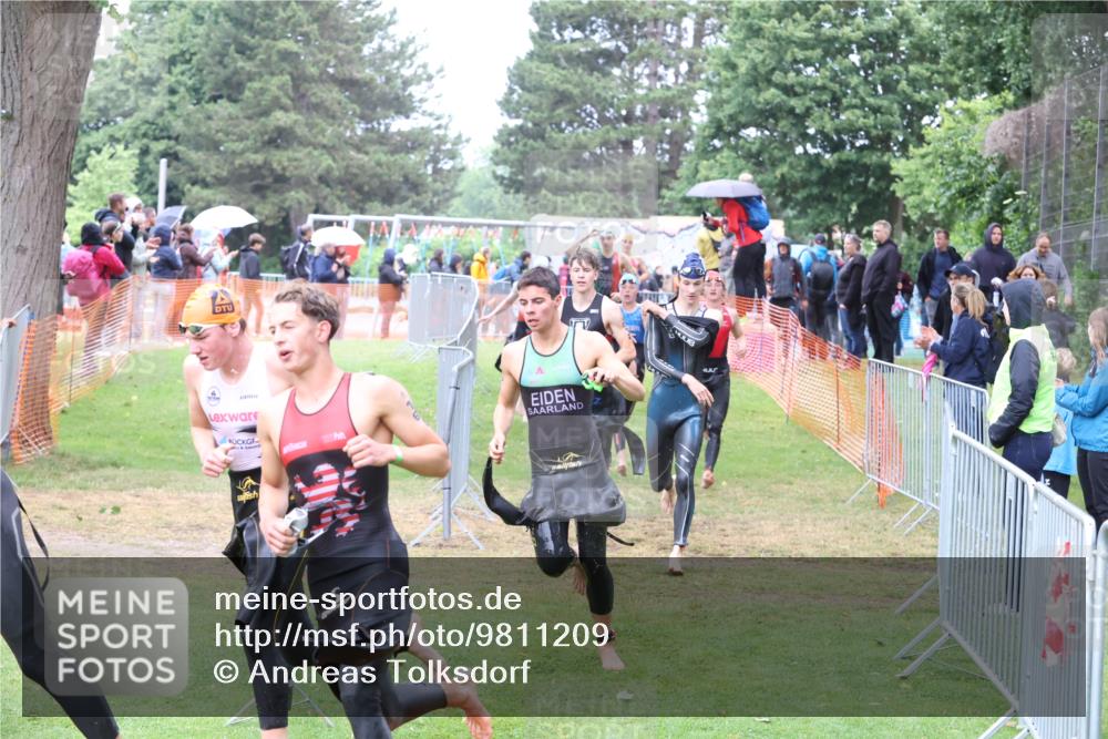 14.06.2026 - 7 Türme Triathlon Andreas Tolksdorf http://msf.ph/oto/9811209 14.06.2026 09:20:45 Schwimmen  meine-sportfotos.de