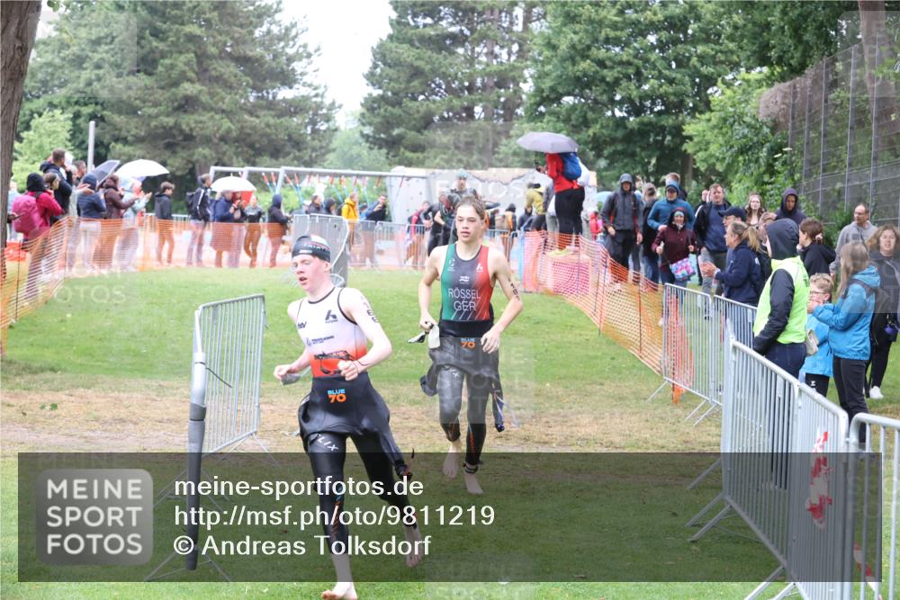 14.06.2026 - 7 Türme Triathlon Andreas Tolksdorf http://msf.ph/oto/9811219 14.06.2026 09:20:49 Schwimmen  meine-sportfotos.de