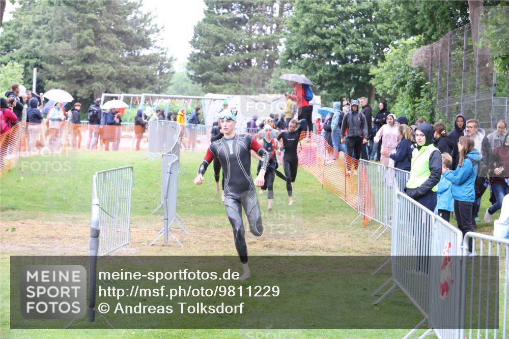14.06.2026 - 7 Türme Triathlon Andreas Tolksdorf http://msf.ph/oto/9811229 14.06.2026 09:20:53 Schwimmen  meine-sportfotos.de