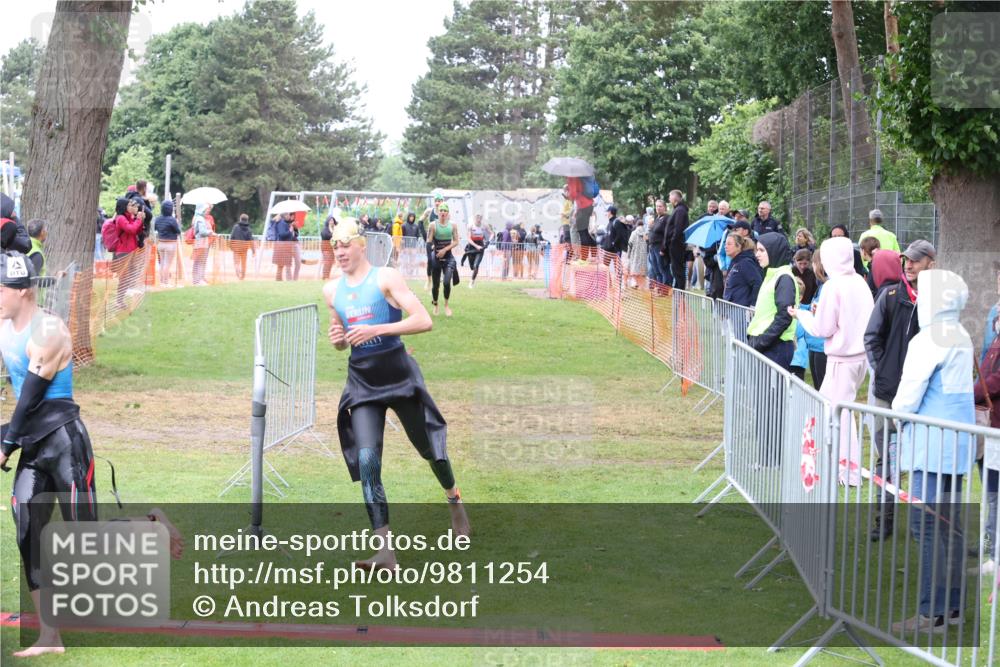 14.06.2026 - 7 Türme Triathlon Andreas Tolksdorf http://msf.ph/oto/9811254 14.06.2026 09:21:10 Schwimmen  meine-sportfotos.de