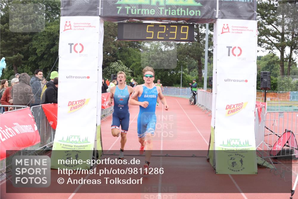 14.06.2026 - 7 Türme Triathlon Andreas Tolksdorf http://msf.ph/oto/9811286 14.06.2026 09:31:51 Schwimmen  meine-sportfotos.de