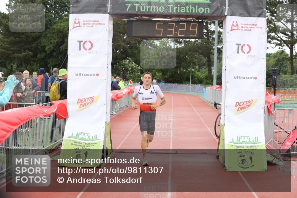 14.06.2026 - 7 Türme Triathlon Andreas Tolksdorf http://msf.ph/oto/9811307 14.06.2026 09:32:41 Schwimmen  meine-sportfotos.de