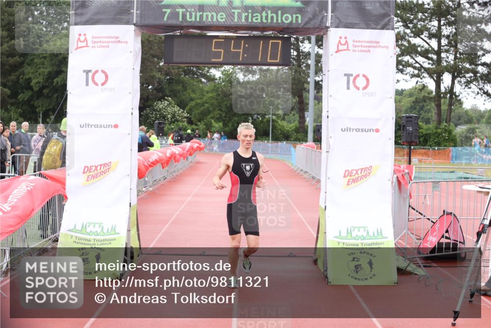 14.06.2026 - 7 Türme Triathlon Andreas Tolksdorf http://msf.ph/oto/9811321 14.06.2026 09:33:22 Schwimmen  meine-sportfotos.de