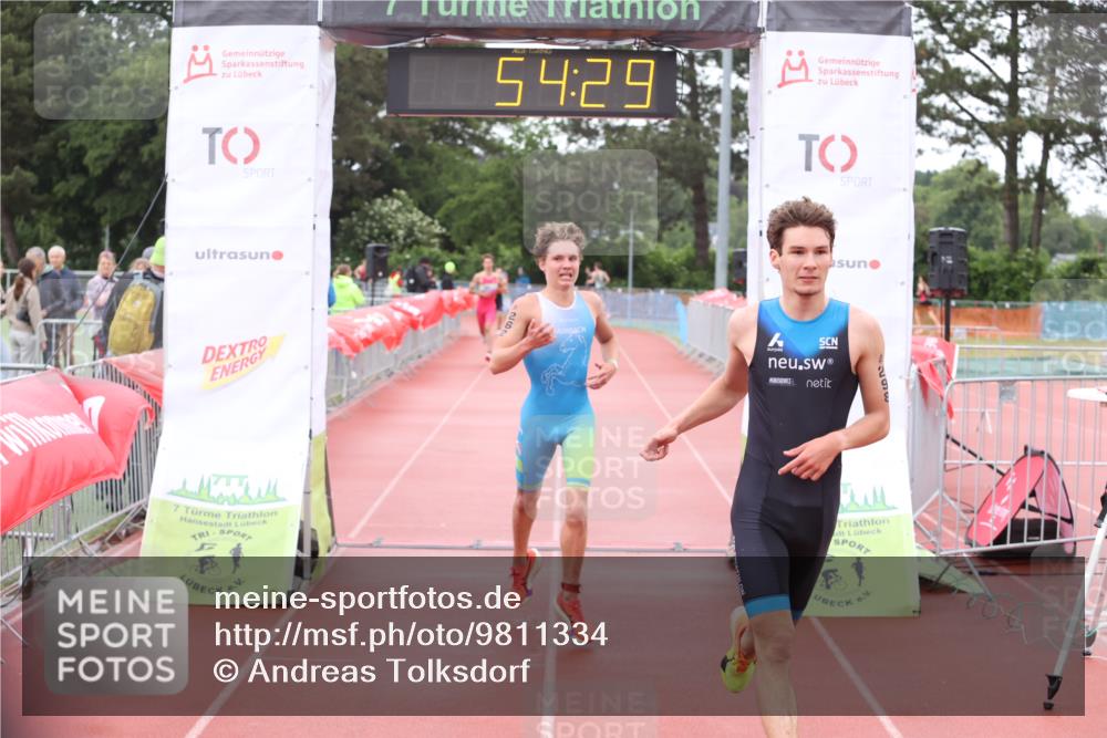 14.06.2026 - 7 Türme Triathlon Andreas Tolksdorf http://msf.ph/oto/9811334 14.06.2026 09:33:40 Schwimmen  meine-sportfotos.de