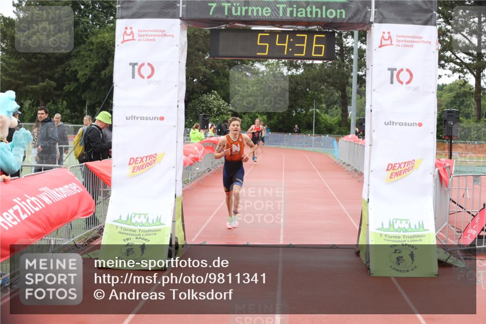 14.06.2026 - 7 Türme Triathlon Andreas Tolksdorf http://msf.ph/oto/9811341 14.06.2026 09:33:48 Schwimmen  meine-sportfotos.de