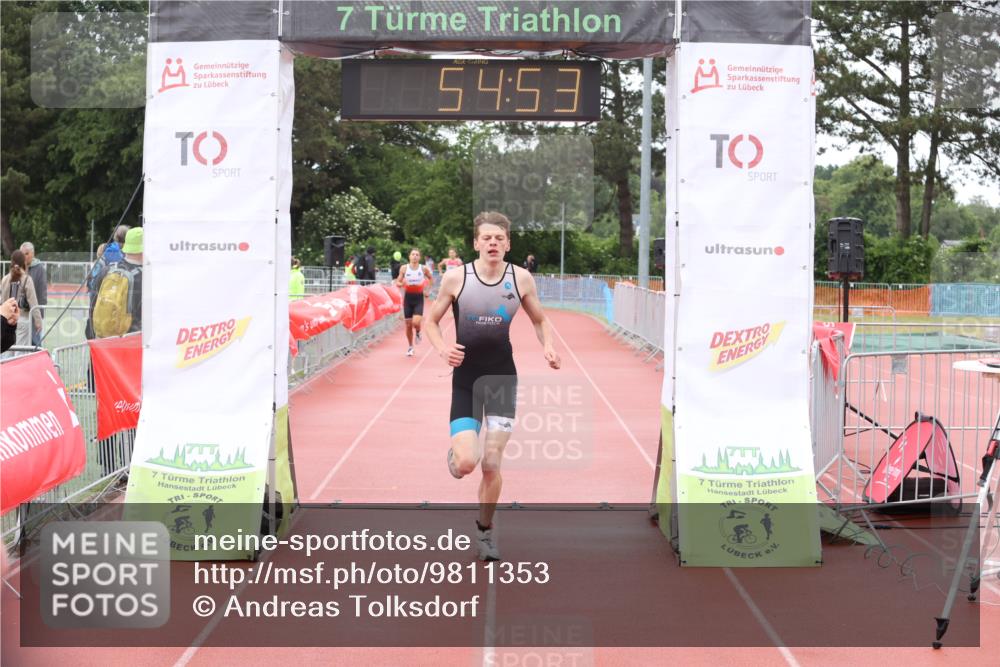14.06.2026 - 7 Türme Triathlon Andreas Tolksdorf http://msf.ph/oto/9811353 14.06.2026 09:34:05 Schwimmen  meine-sportfotos.de
