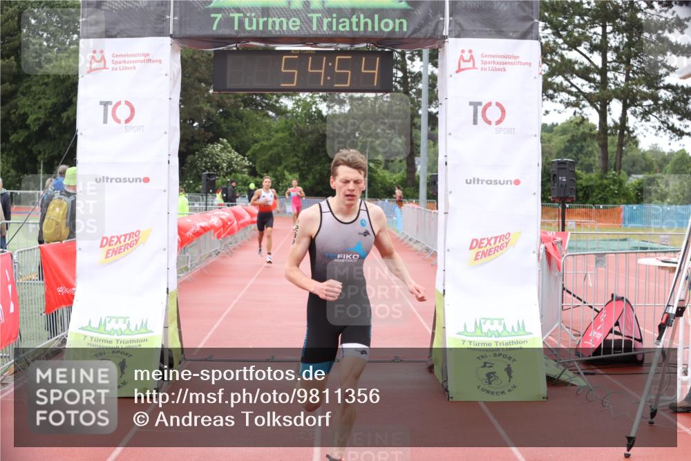 14.06.2026 - 7 Türme Triathlon Andreas Tolksdorf http://msf.ph/oto/9811356 14.06.2026 09:34:05 Schwimmen  meine-sportfotos.de