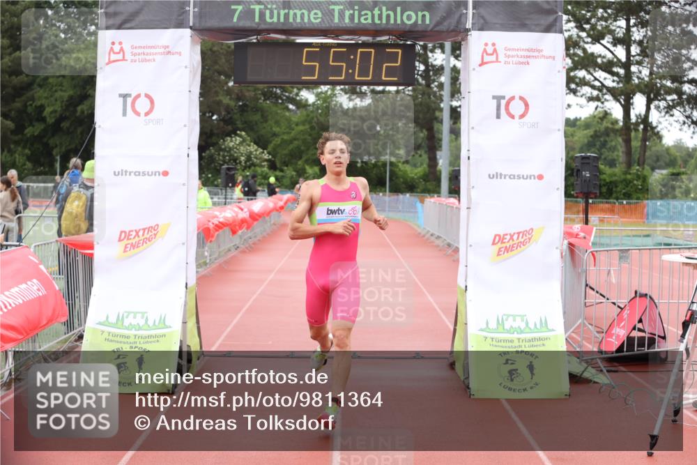 14.06.2026 - 7 Türme Triathlon Andreas Tolksdorf http://msf.ph/oto/9811364 14.06.2026 09:34:14 Schwimmen  meine-sportfotos.de