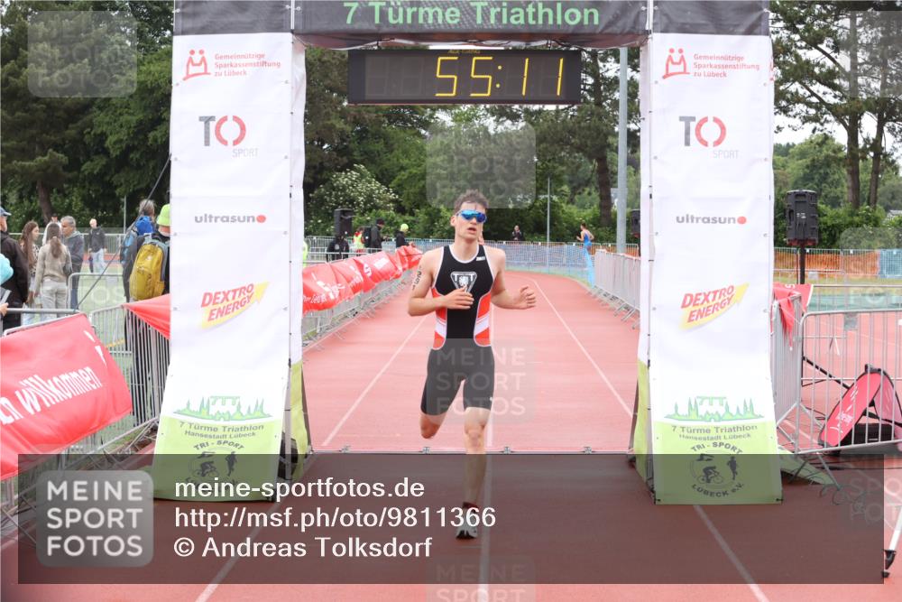 14.06.2026 - 7 Türme Triathlon Andreas Tolksdorf http://msf.ph/oto/9811366 14.06.2026 09:34:23 Schwimmen  meine-sportfotos.de