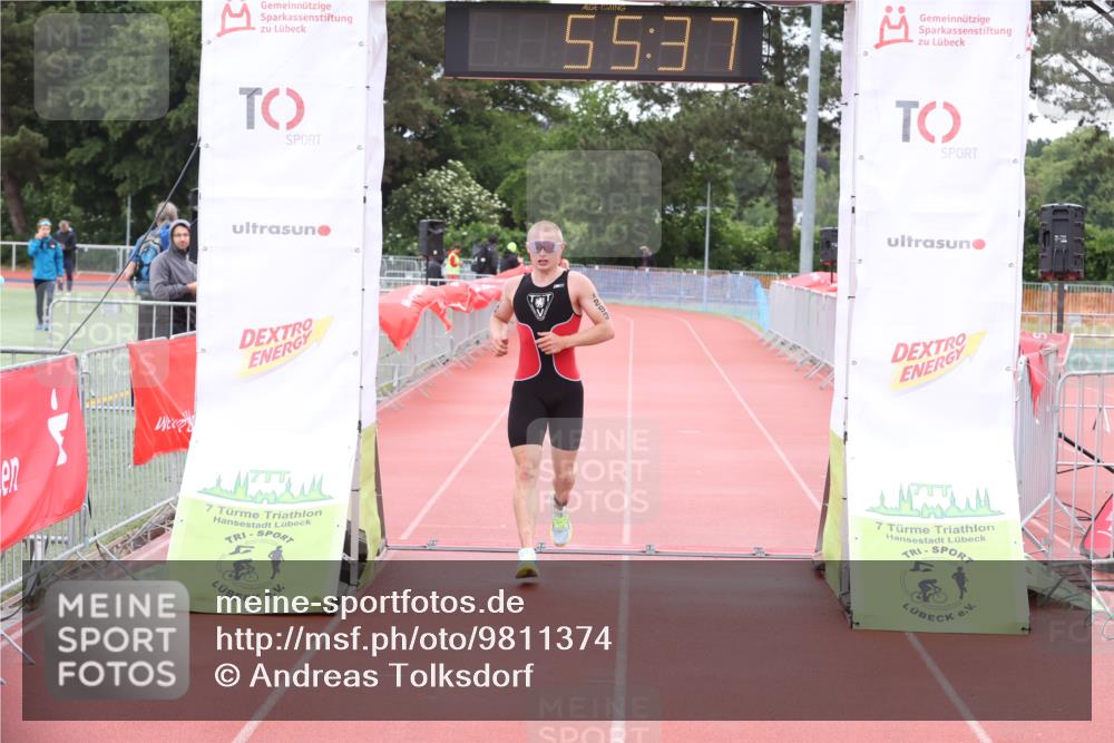 14.06.2026 - 7 Türme Triathlon Andreas Tolksdorf http://msf.ph/oto/9811374 14.06.2026 09:34:49 Schwimmen  meine-sportfotos.de