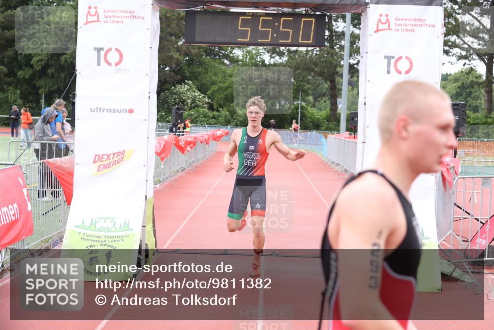 14.06.2026 - 7 Türme Triathlon Andreas Tolksdorf http://msf.ph/oto/9811382 14.06.2026 09:35:01 Schwimmen  meine-sportfotos.de