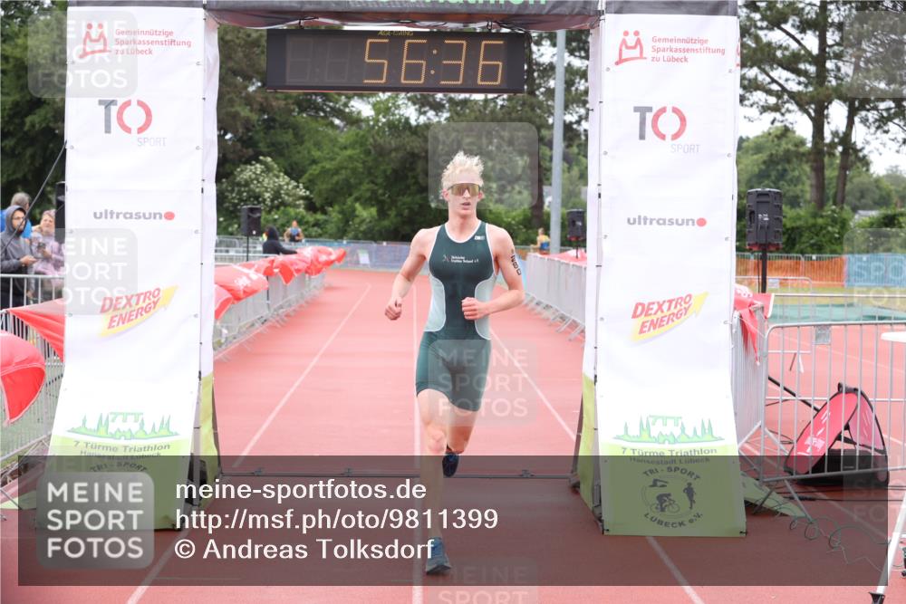14.06.2026 - 7 Türme Triathlon Andreas Tolksdorf http://msf.ph/oto/9811399 14.06.2026 09:35:48 Schwimmen  meine-sportfotos.de