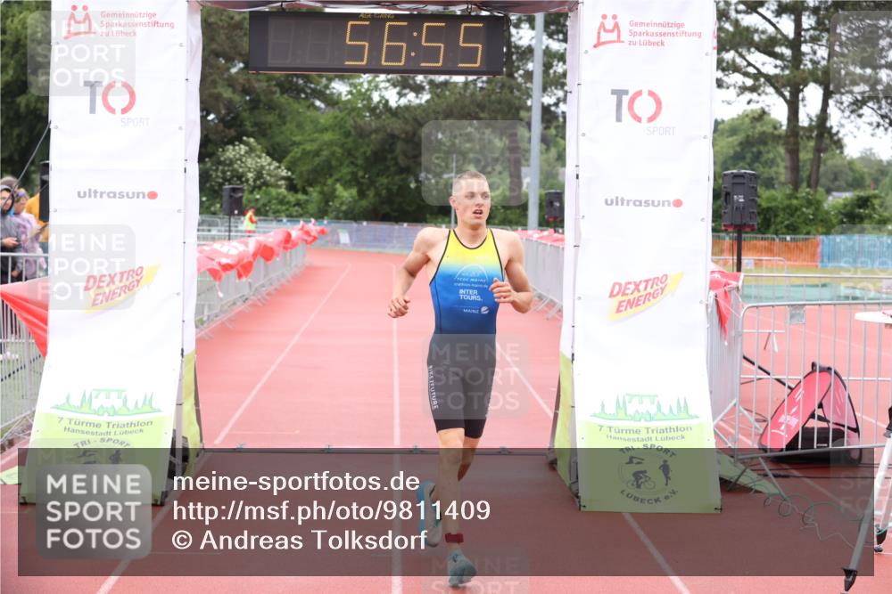 14.06.2026 - 7 Türme Triathlon Andreas Tolksdorf http://msf.ph/oto/9811409 14.06.2026 09:36:06 Schwimmen  meine-sportfotos.de