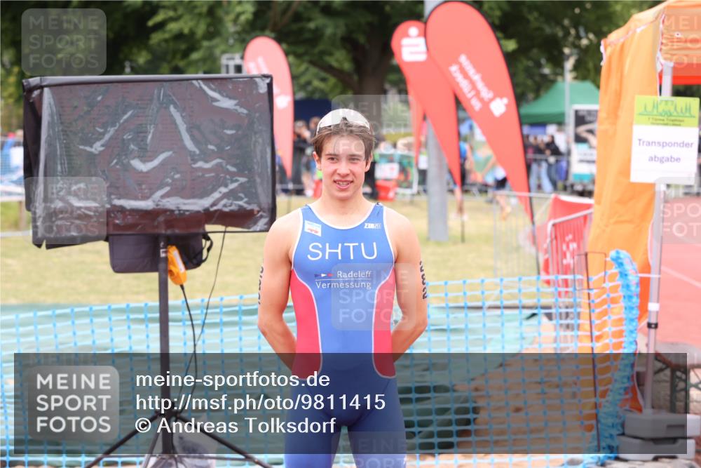 14.06.2026 - 7 Türme Triathlon Andreas Tolksdorf http://msf.ph/oto/9811415 14.06.2026 09:40:55 Schwimmen  meine-sportfotos.de