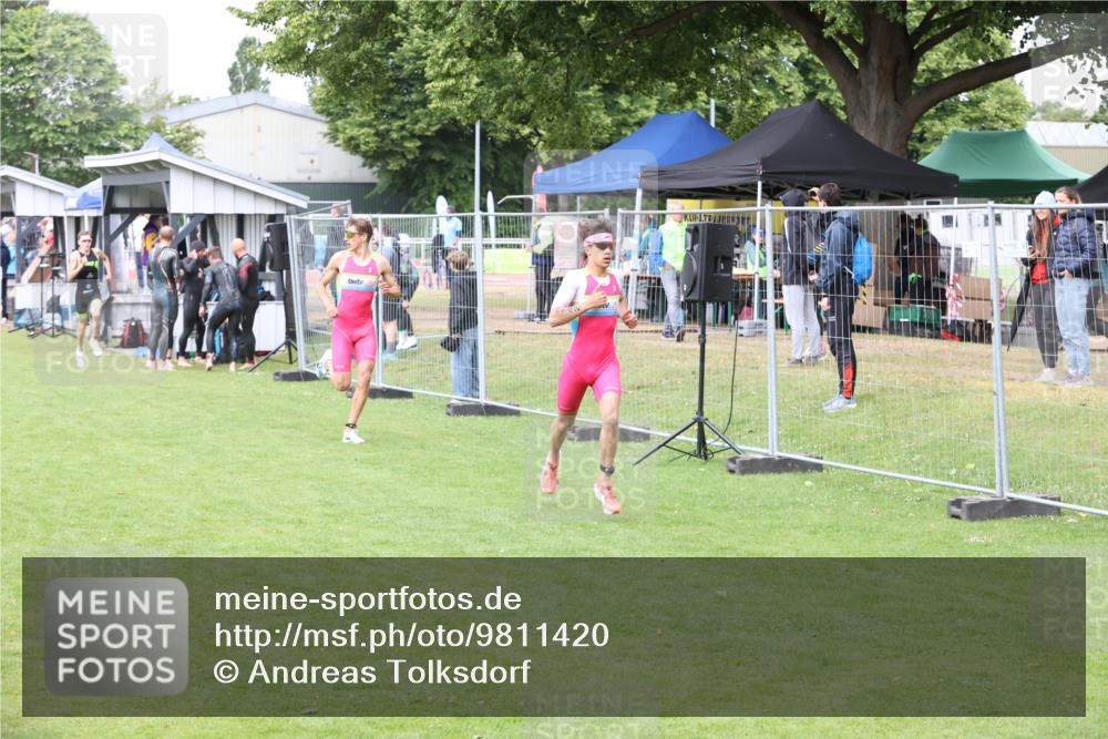 14.06.2026 - 7 Türme Triathlon Andreas Tolksdorf http://msf.ph/oto/9811420 14.06.2026 09:47:34 Schwimmen  meine-sportfotos.de