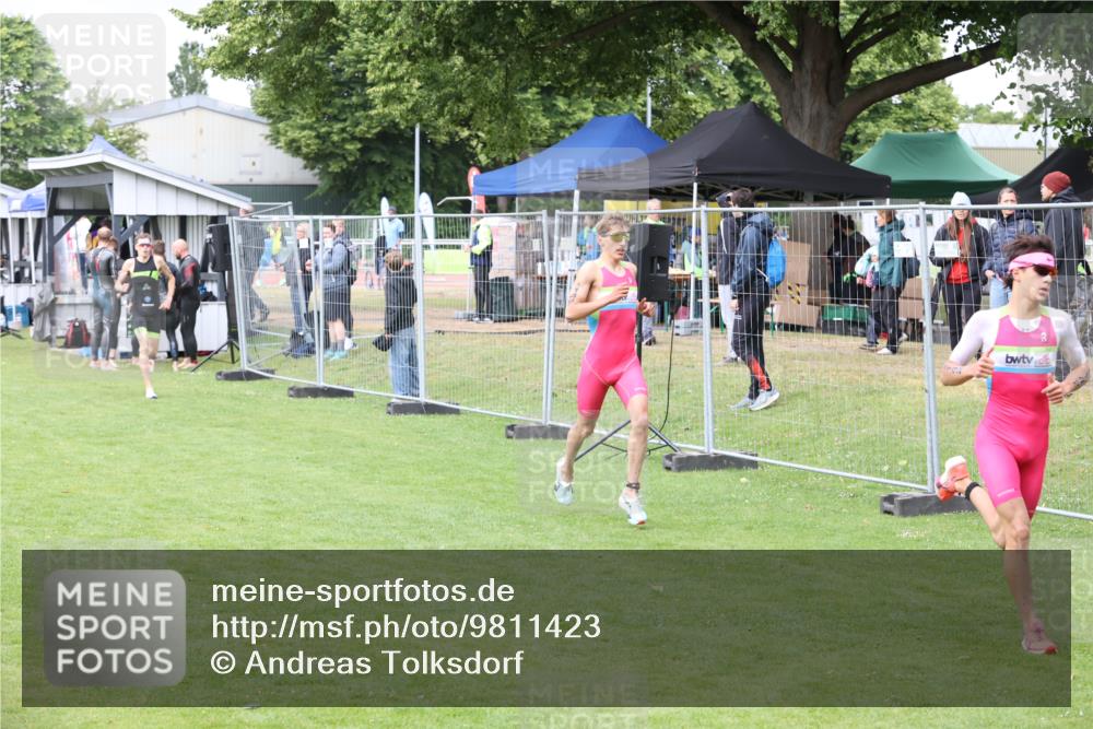 14.06.2026 - 7 Türme Triathlon Andreas Tolksdorf http://msf.ph/oto/9811423 14.06.2026 09:47:35 Schwimmen  meine-sportfotos.de